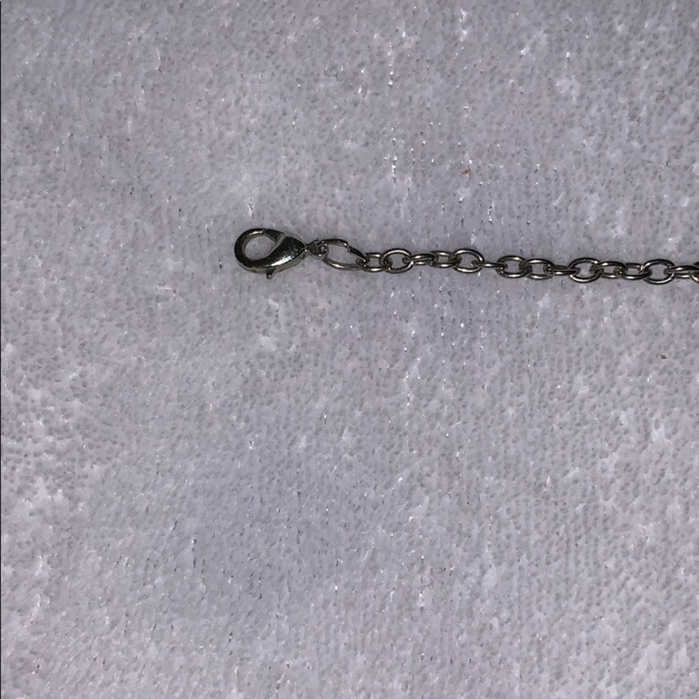 Chocker - Picture 3 of 4